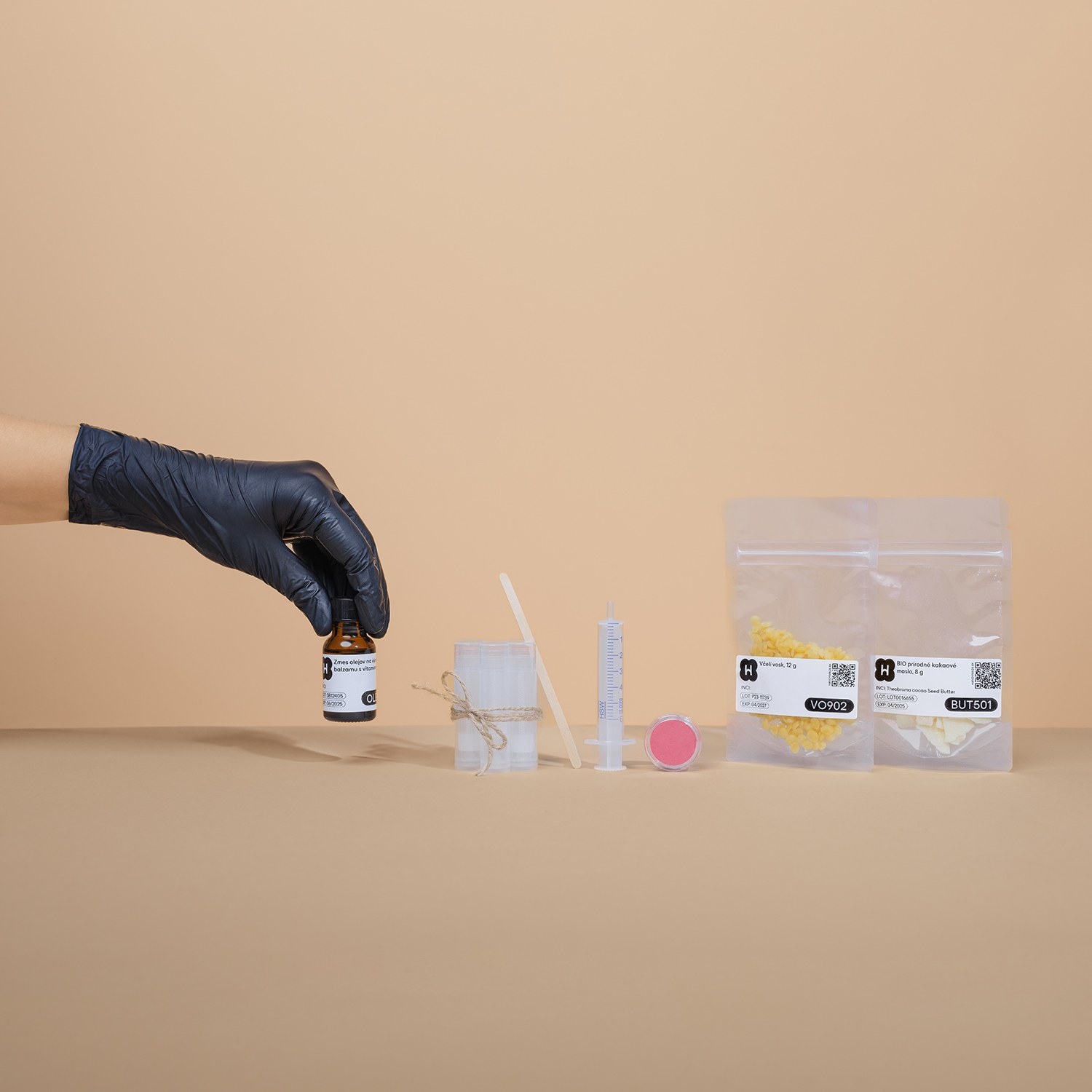 Make your own LIP BALM, DIY kit