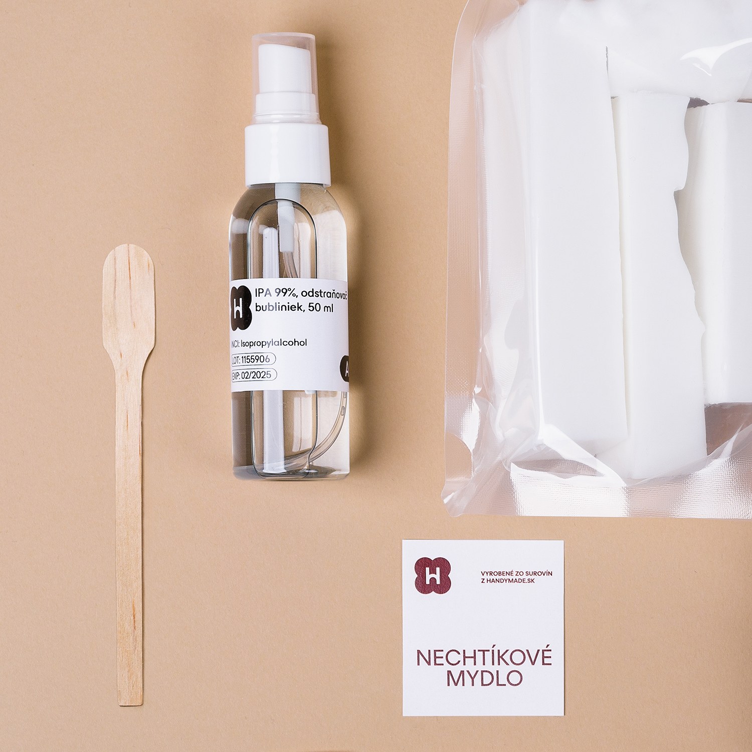 Kit creativo per realizzare sapone alla calendula