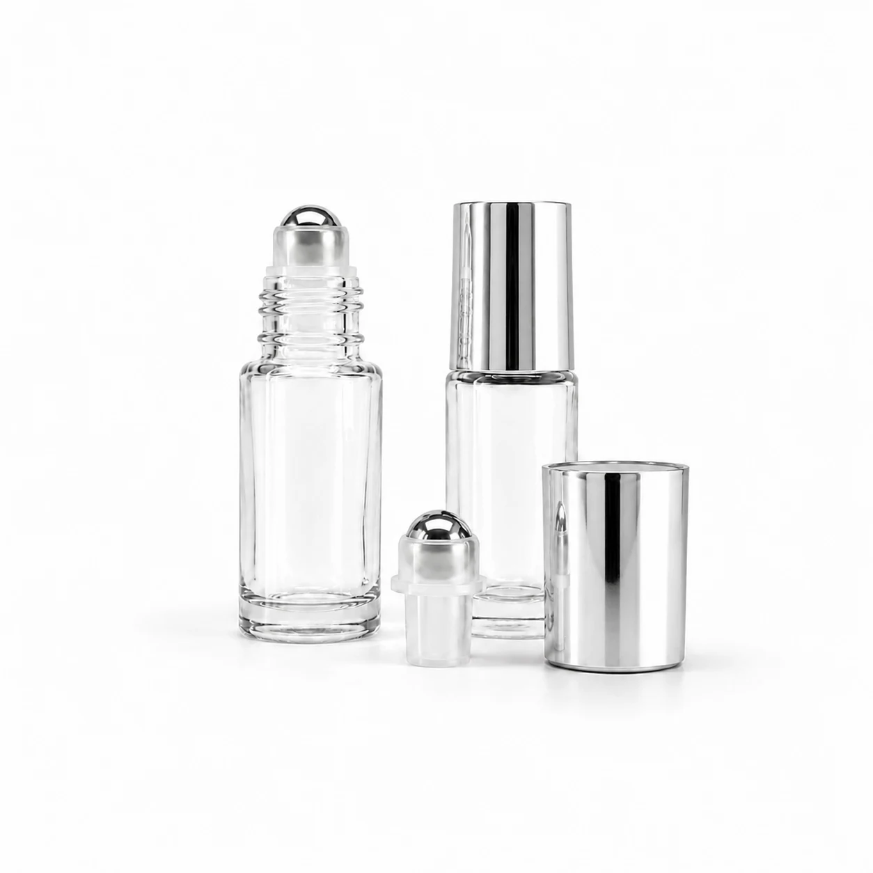Glass roll-on, clear, silver cap, metal ball, 5 ml