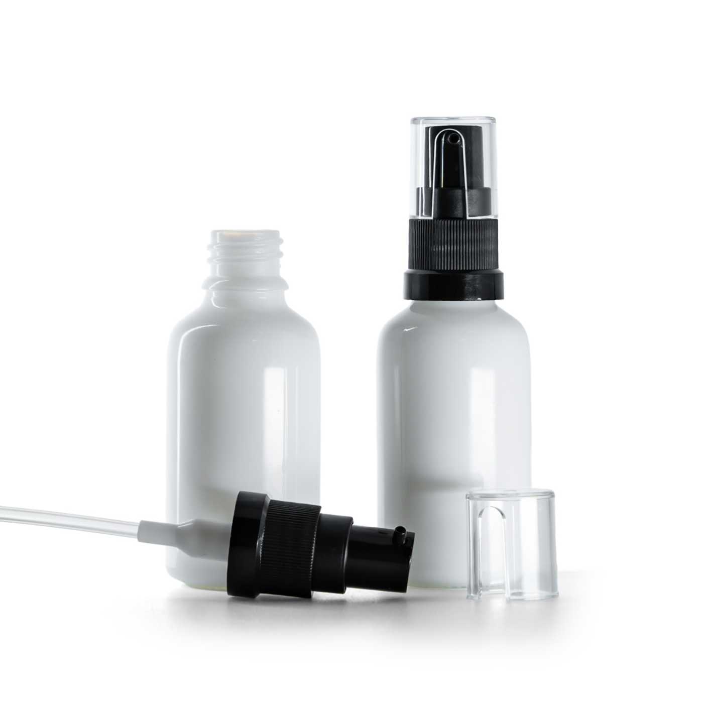 Fehér üvegpalack olajadagoló pumpával 30 ml