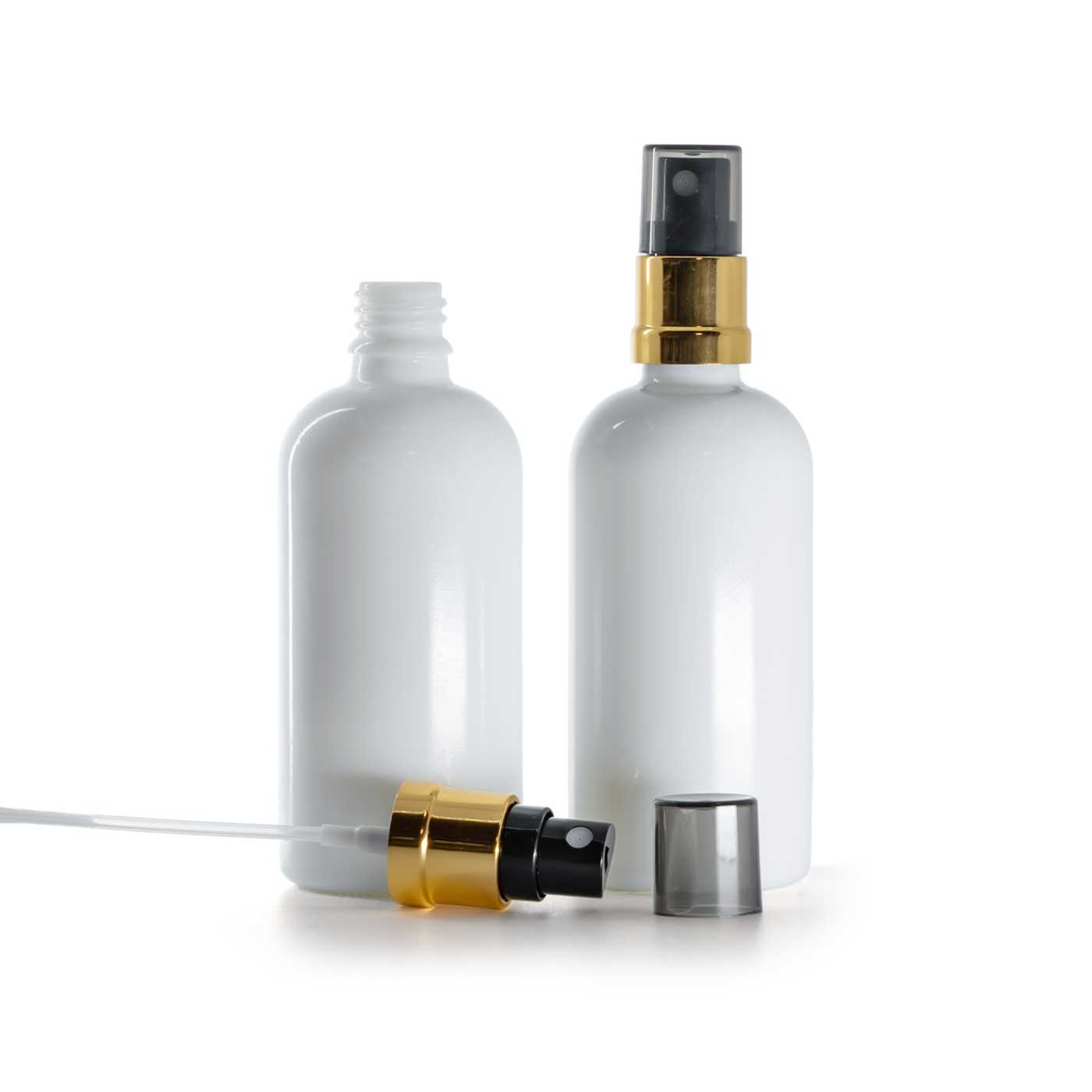 Butelka szklana, apteczna, biała, czarno-złoty atomizer, dymny kapturek, 100 ml