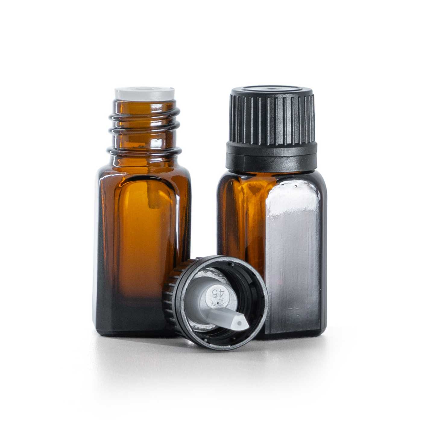 Szögletes üvegcse, amber, fekete kupak pipettával, 10 ml