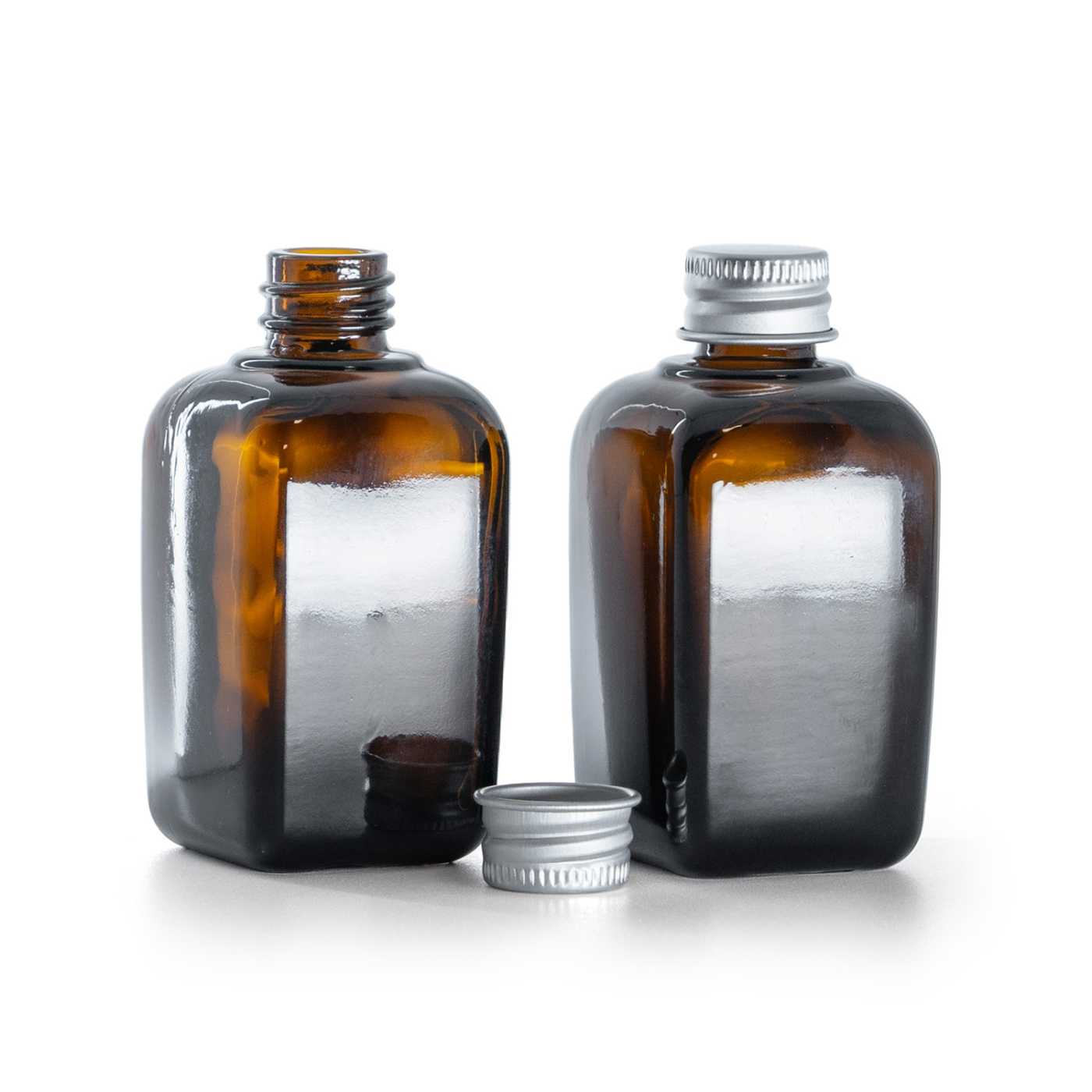 Flacon carré en verre ambré avec bouchon en aluminium argenté 45 ml