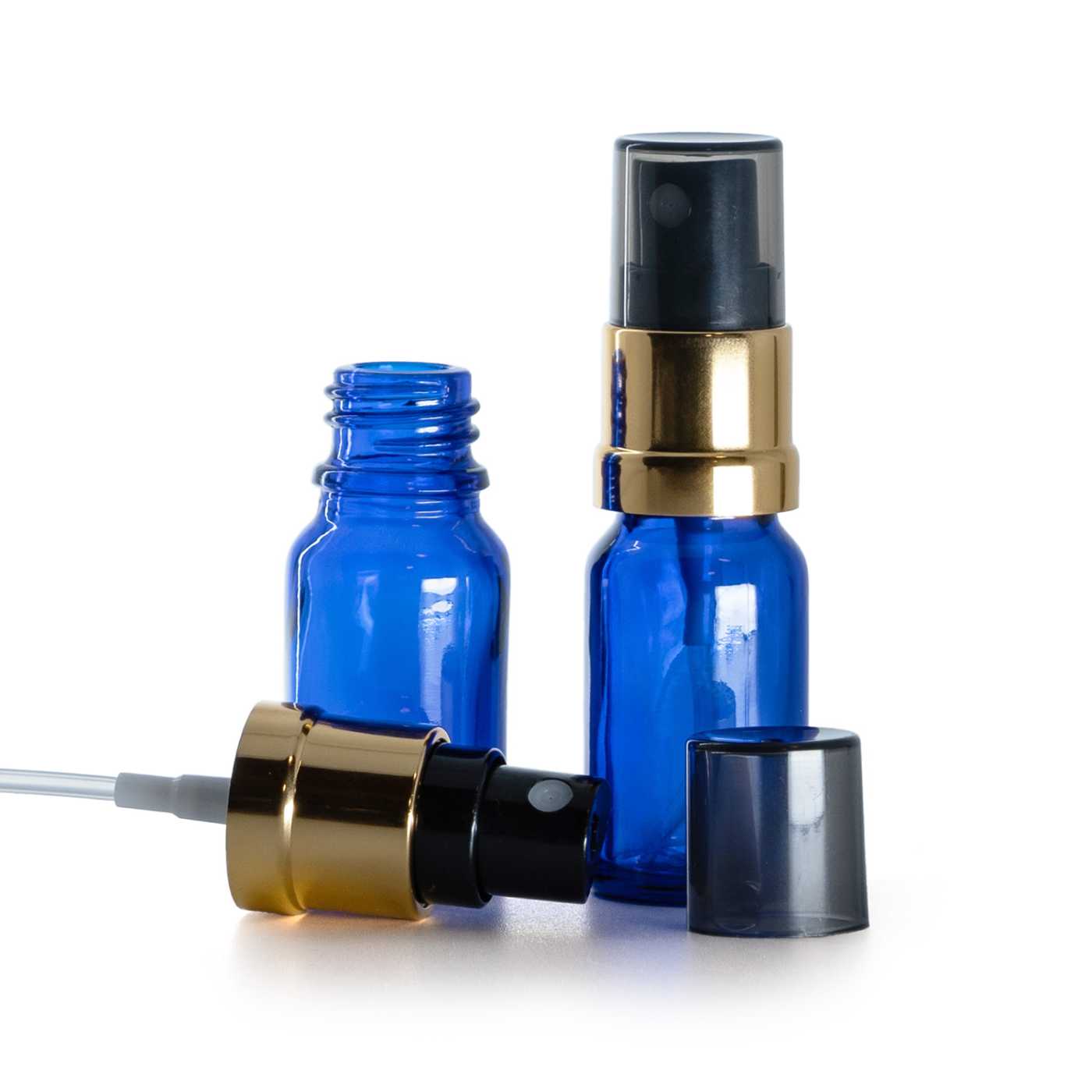 Kék üvegcse, fekete-arany szórófej, füstös felső kupak, 10 ml