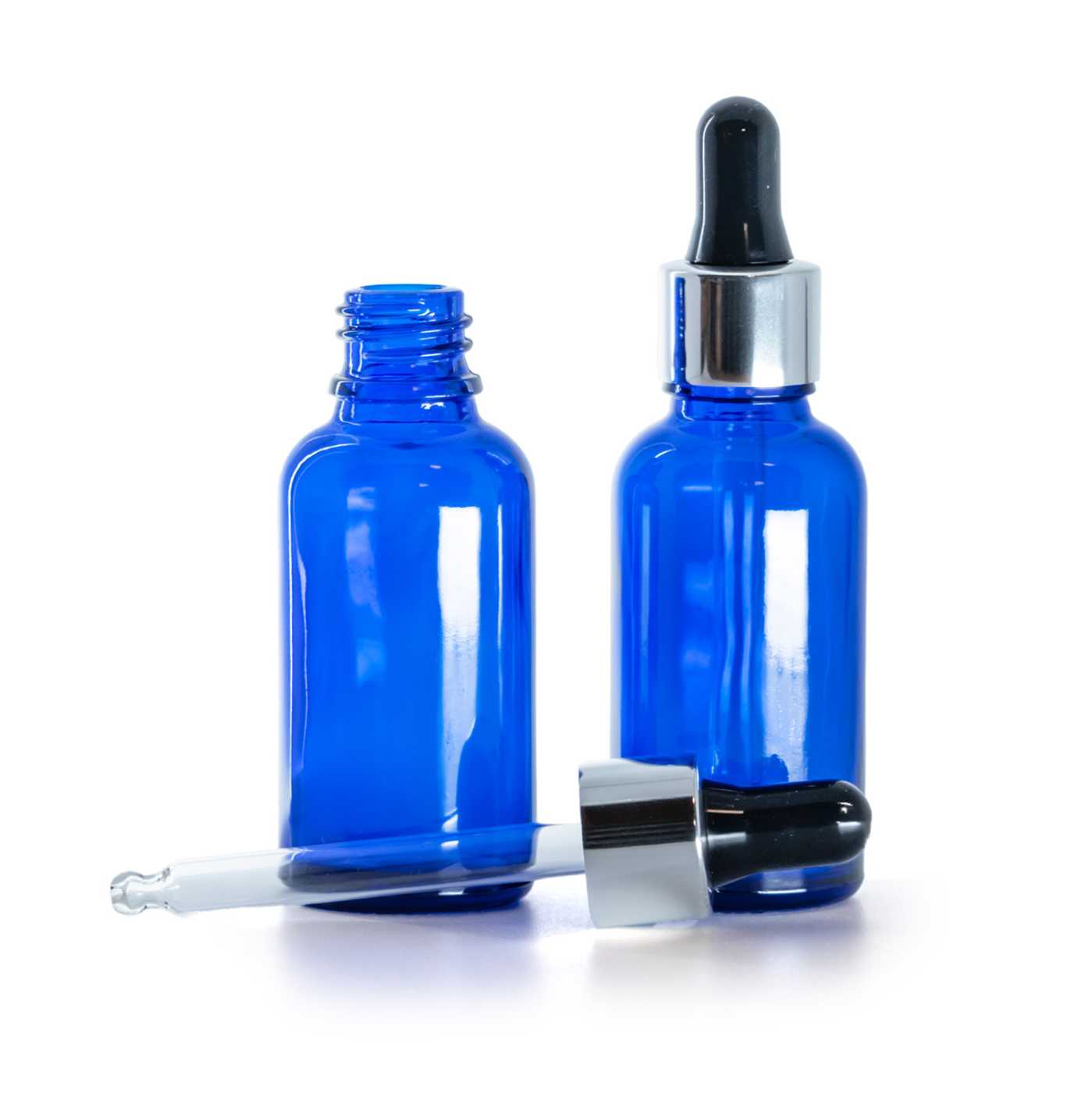 Blaue Glasflasche mit schwarz-silbernem Pipettenverschluss, 30 ml