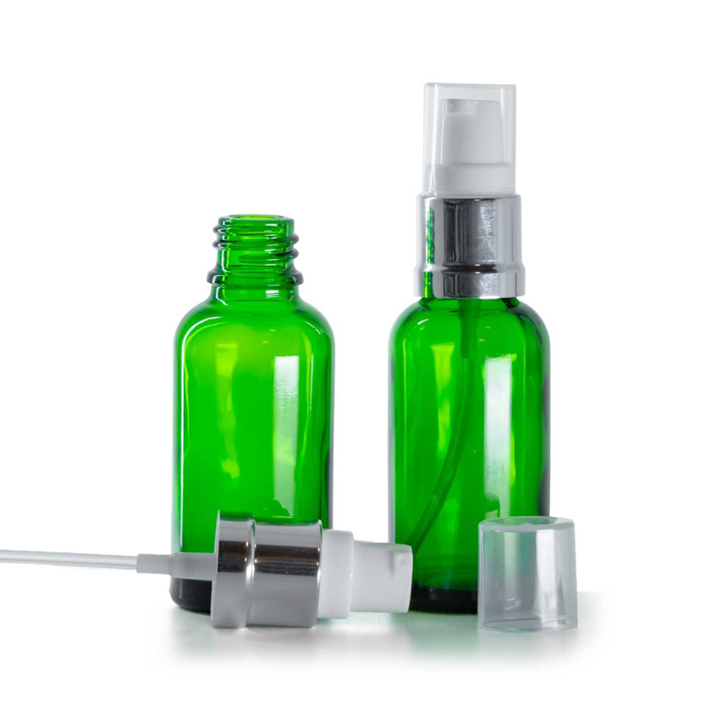 Zöld üvegpalack, fényes fehér-ezüst adagolófej, 30 ml