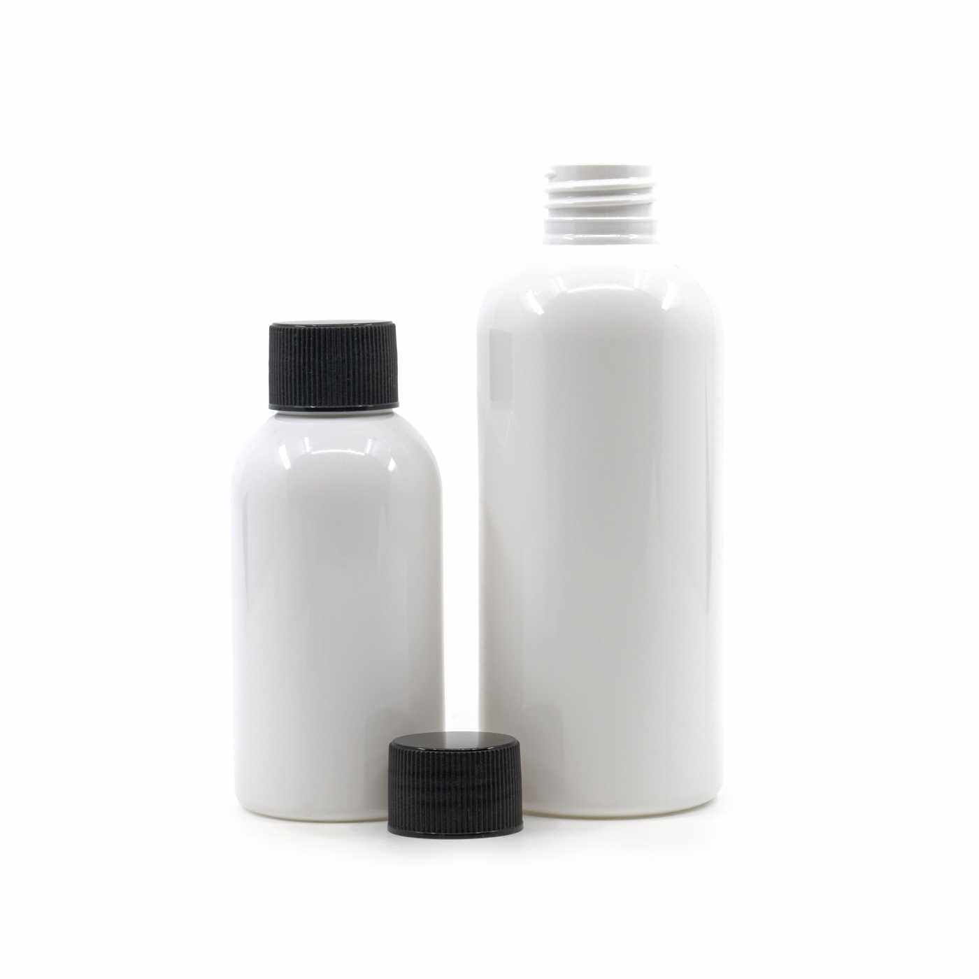 Flacon en plastique blanc, bouchon noir rainuré, 100 ml