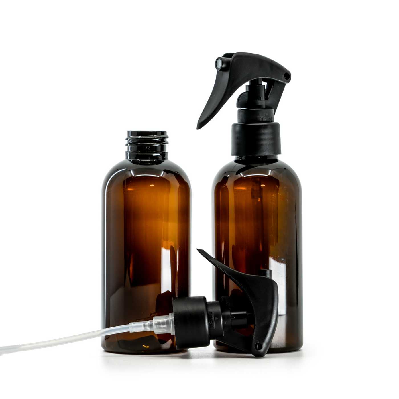 Butelka plastikowa, brązowa, czarny matowy spryskiwacz z dźwignią, gładka obręcz, 150 ml