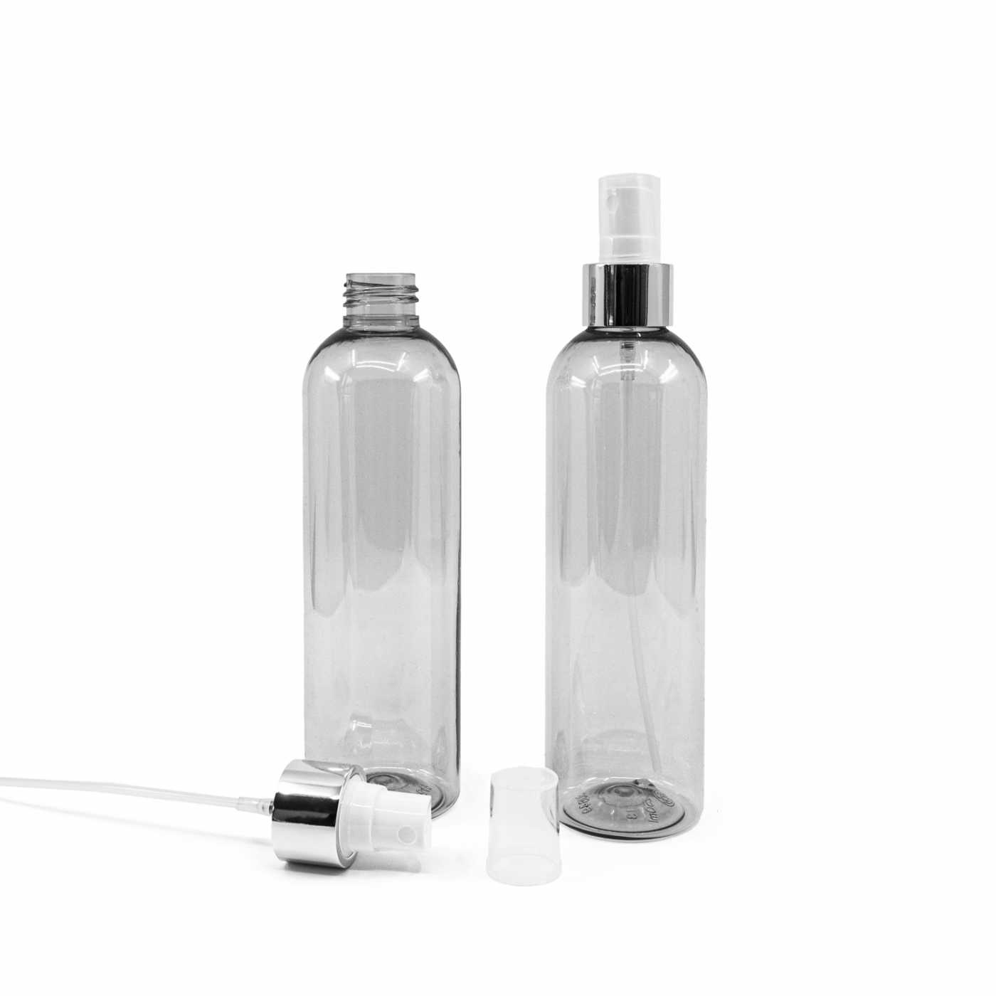 Flasche aus recyceltem Kunststoff, weißer Sprühzerstäuber, glänzender silberner Ring, 250 ml