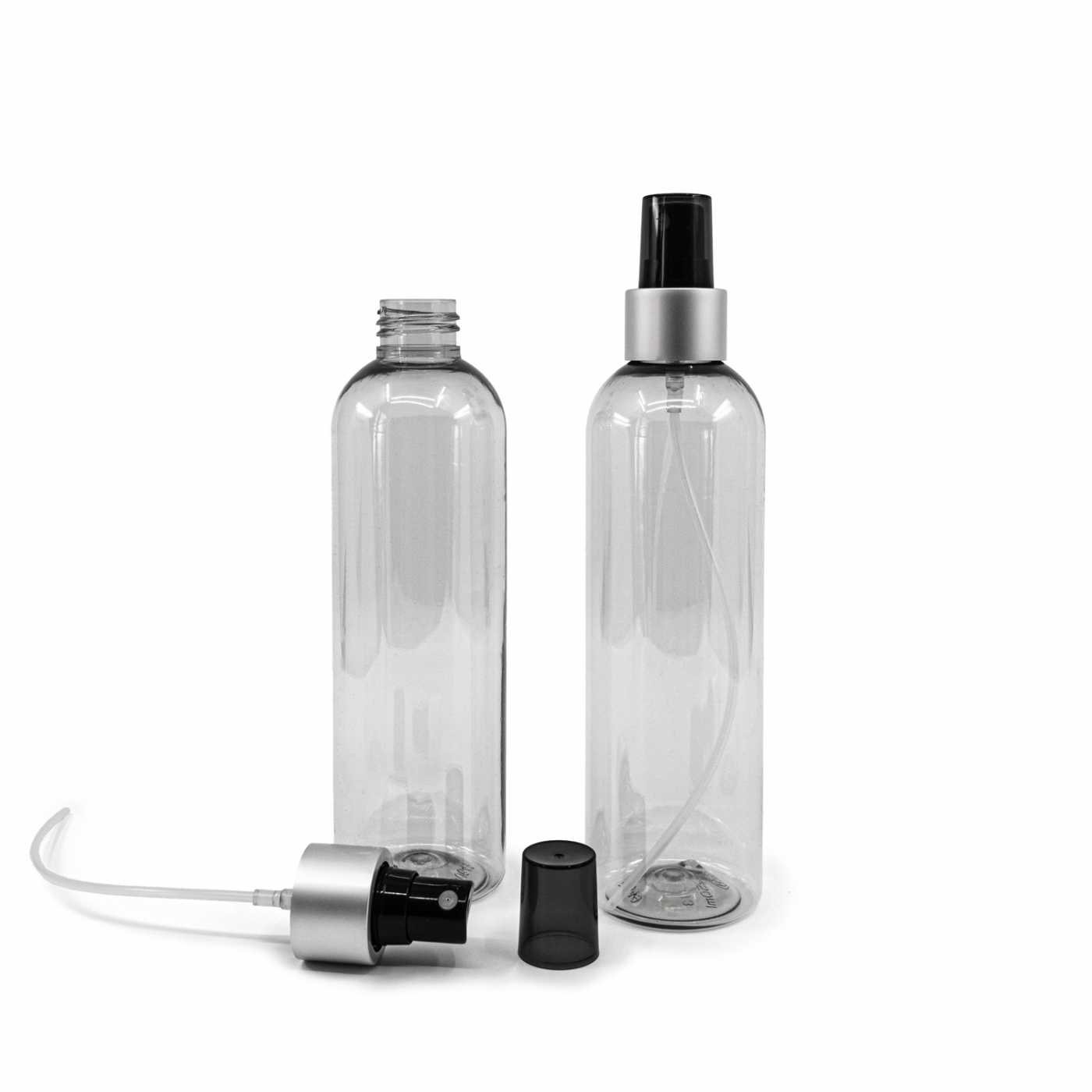 Bouteille en plastique recyclé, vaporisateur noir, bague argentée mate, surcapuchon fumé, 250 ml